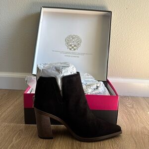 Vince Camuto Welland suede boots - NEW
